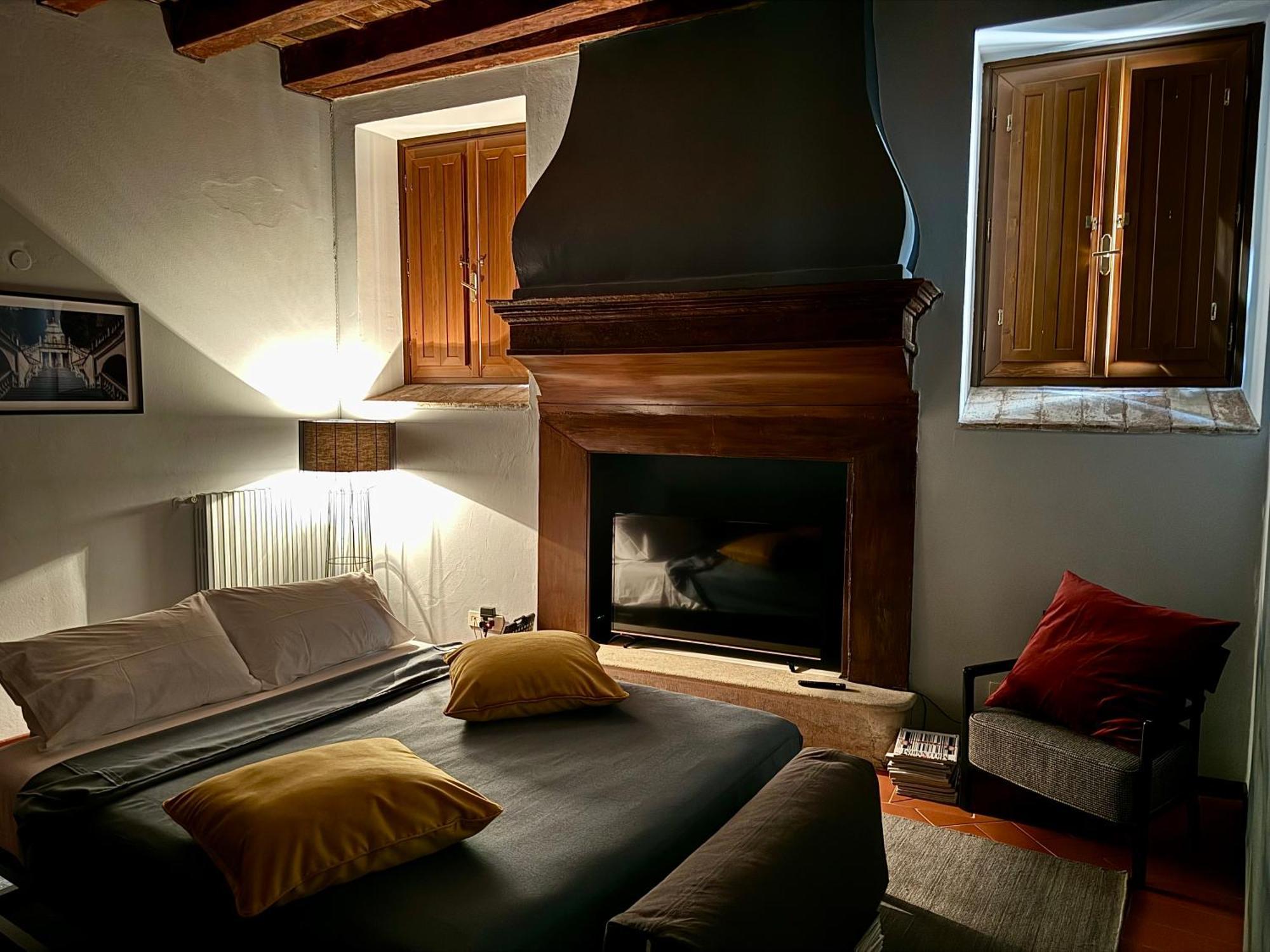 Ferienwohnung Dimora Legnazzi_A Gem In The Heart Of Brescia Exterior foto
